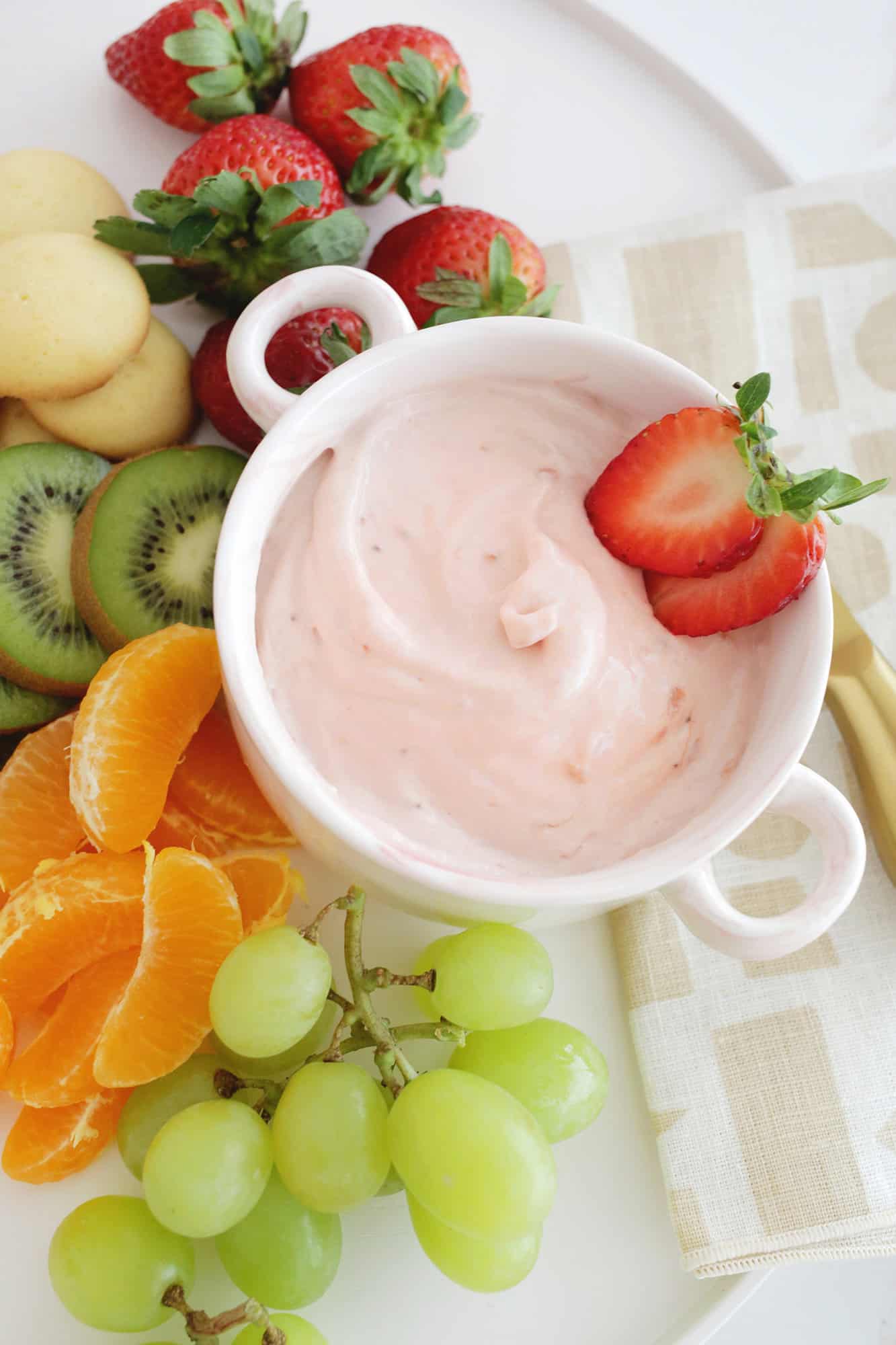 strawberry Cream cheese fruit dip