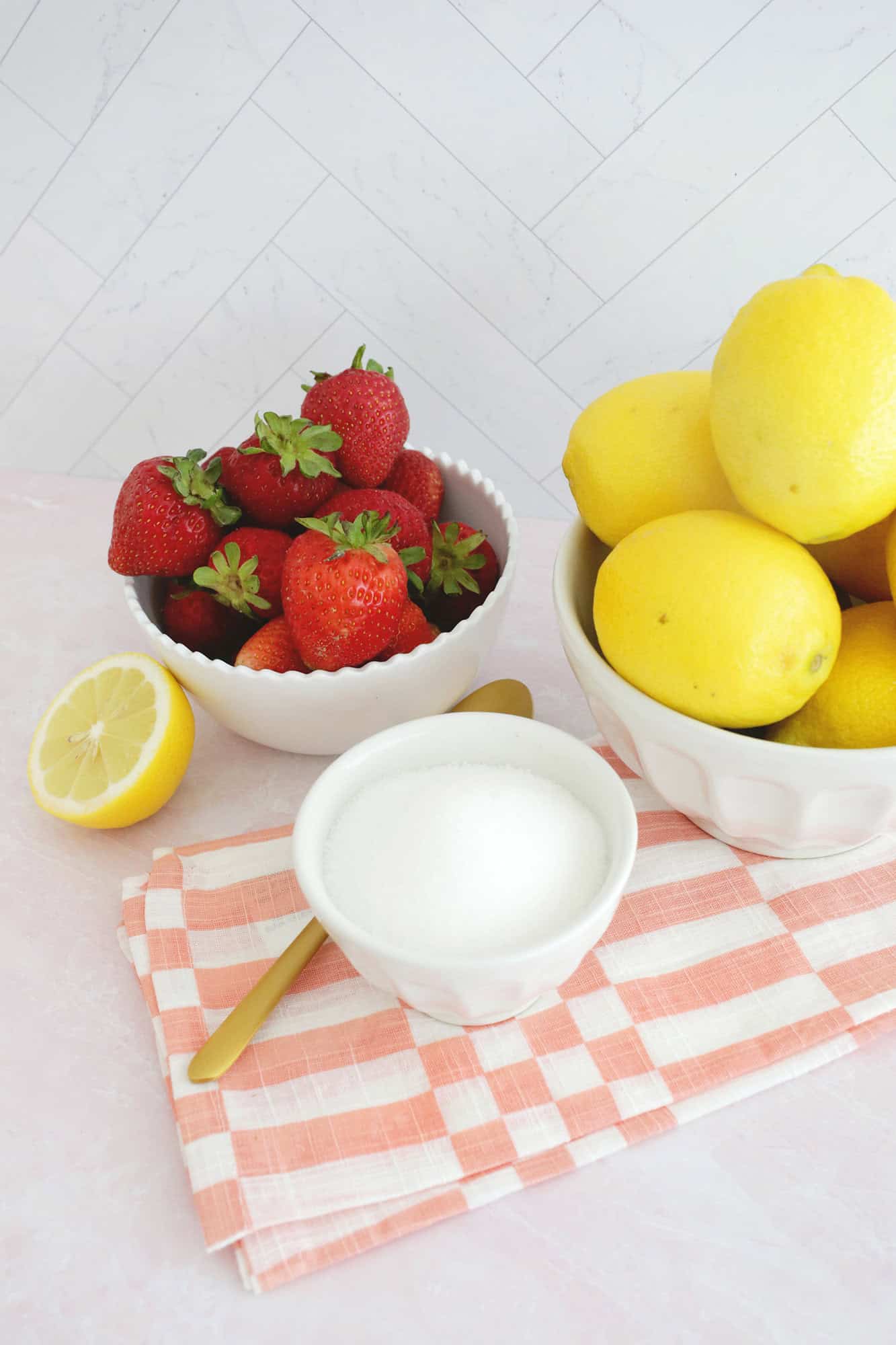 ingredients for strawberry lemonade
