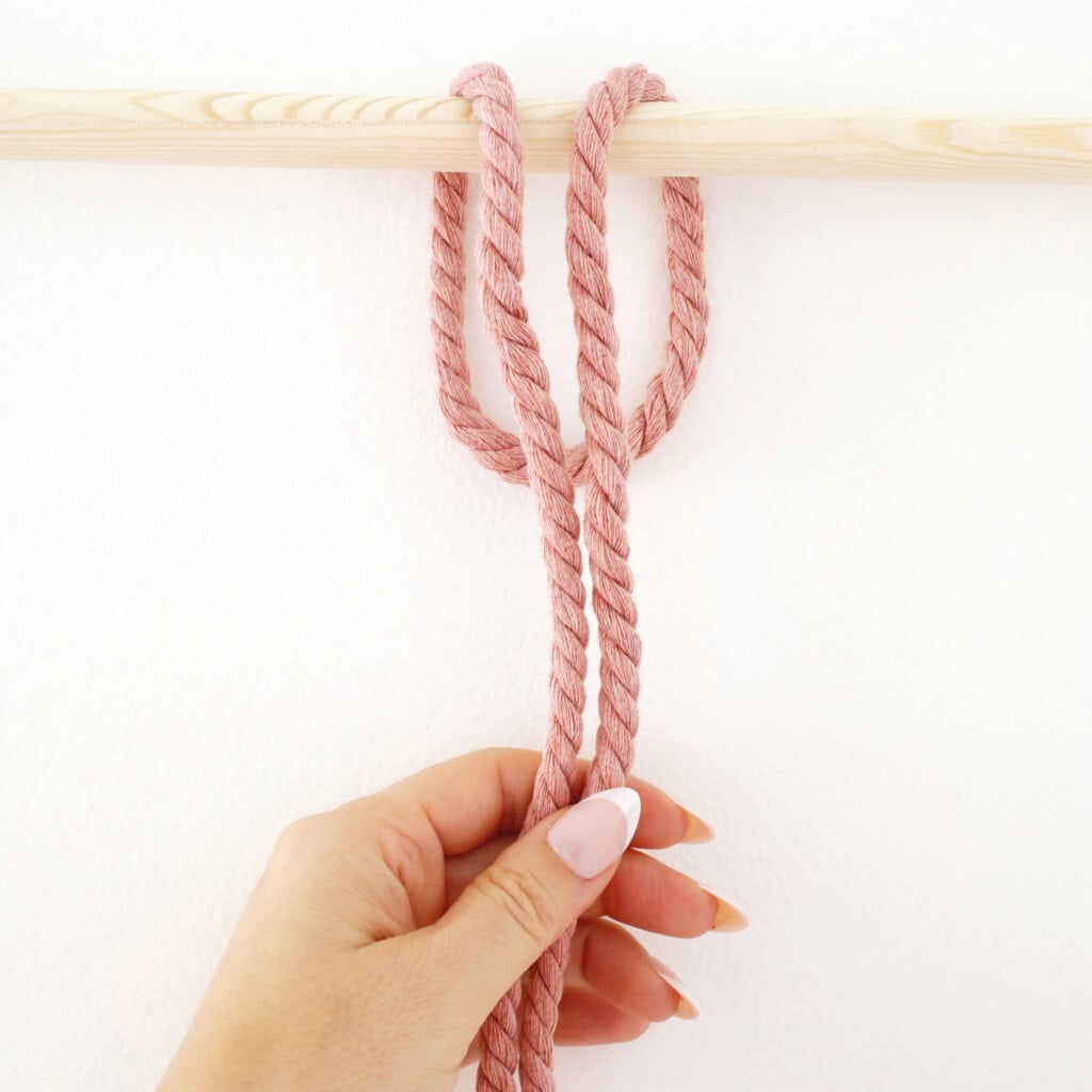 macrame lark knot